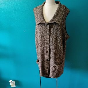 🍀CJ Banks long sweater armless.